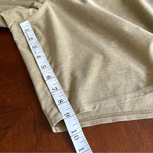 O’Neill | Men's Tan Hybrid Shorts - Picture 10 of 11